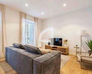 Living room of Flat to rent in  Madrid Capital  with Air Conditioner, Heating and Terrace