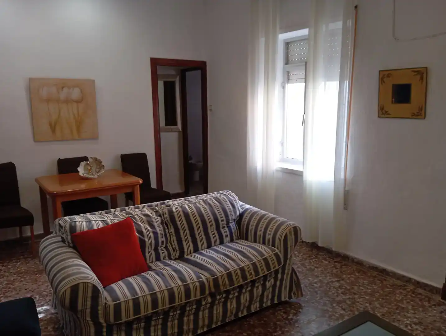 Sala d'estar de Casa adosada en venda en La Unión amb Aire condicionat
