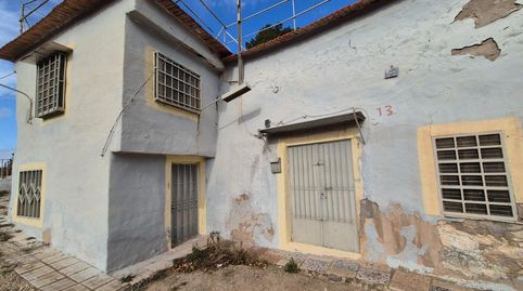 SE VENDE CAMPO CUEVA EN PETRER