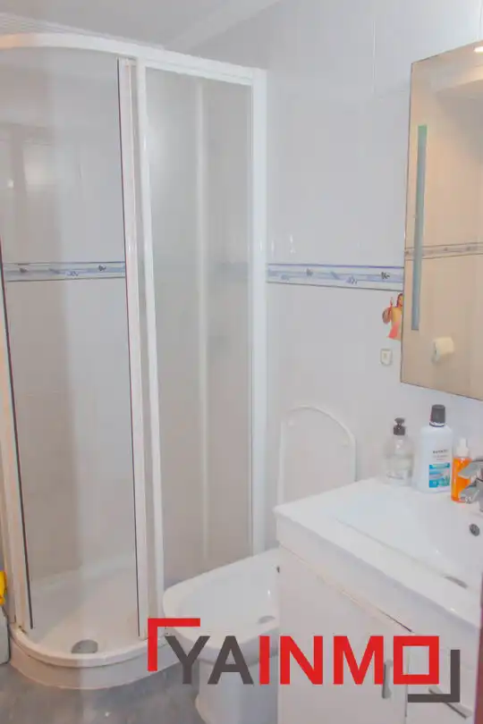 Bany de Pis en venda en Vitoria - Gasteiz amb Calefacció, Terrassa i Traster