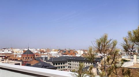 Foto 3 de Ático en venta en Fuente del Berro, Madrid