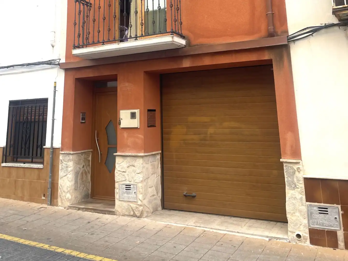 Aparcament de Casa adosada en venda en Muro de Alcoy amb Aire condicionat, Terrassa i Balcó