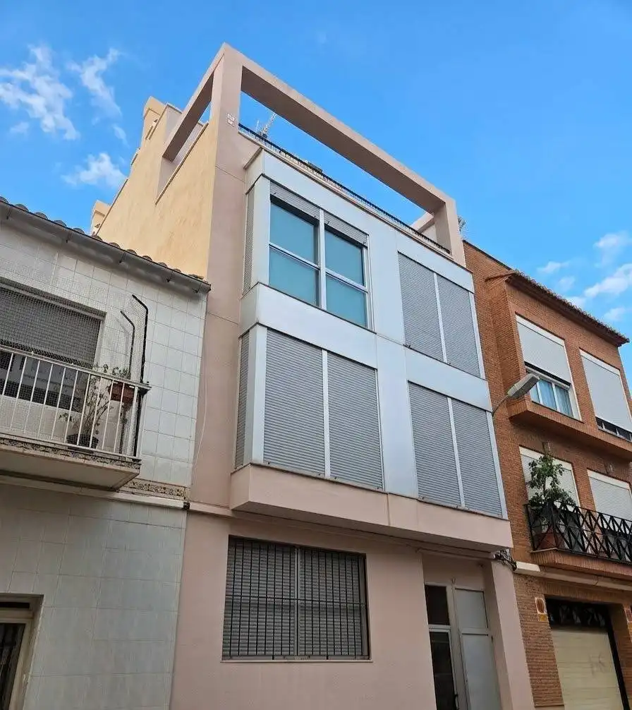 Residencial con ascensor en venta en Puerto de Sagunto