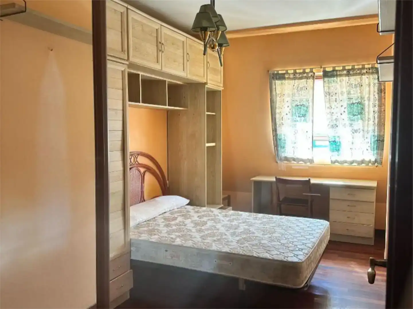 Bedroom of Flat for sale in Ponte Caldelas  with Parquet flooring, Storage room and Furnished