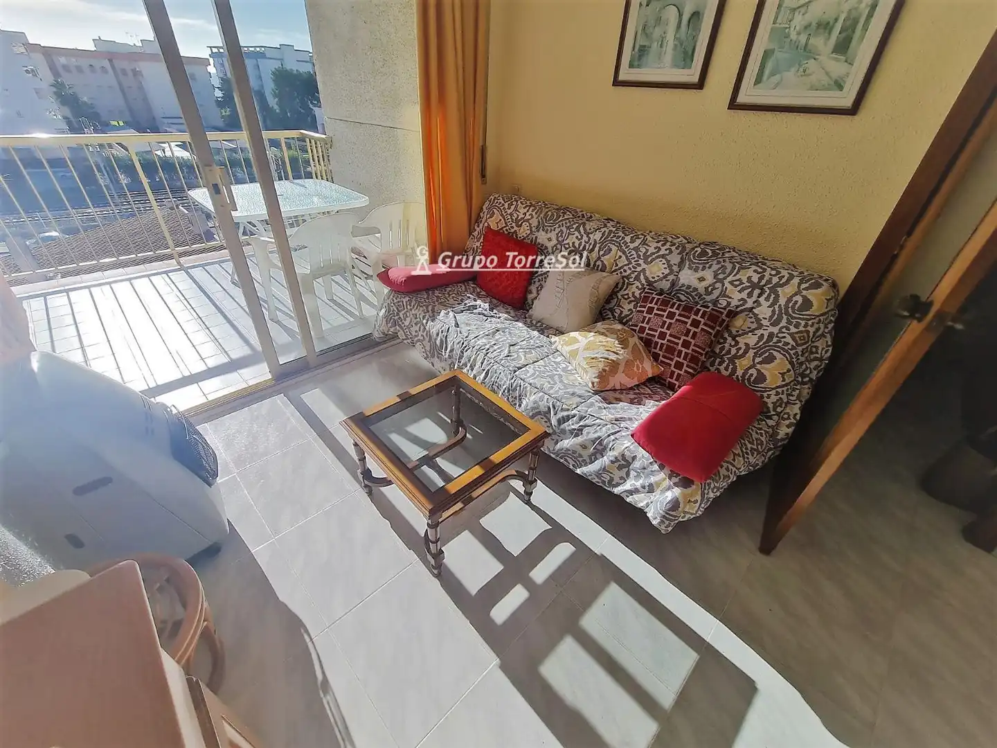 Balcony of Flat for sale in Centre