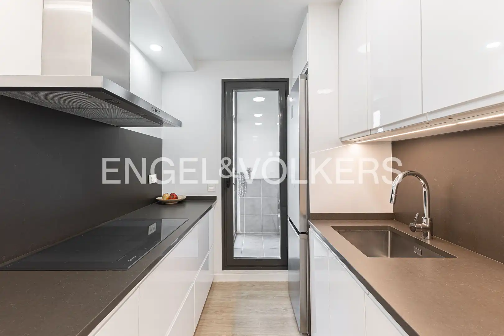 Cocina de Piso en venta en Sant Joan Despí con Aire acondicionado, Calefacción y Parquet