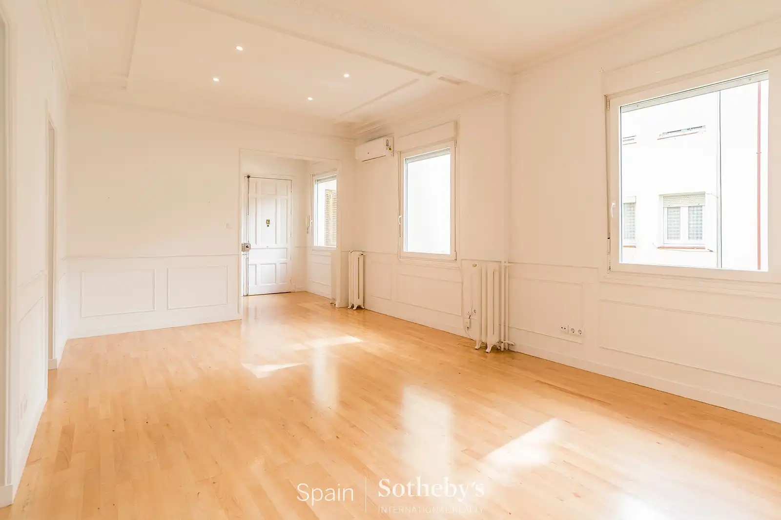 Sala d'estar de Apartament de lloguer en Madrid amb Aire condicionat i Calefacció