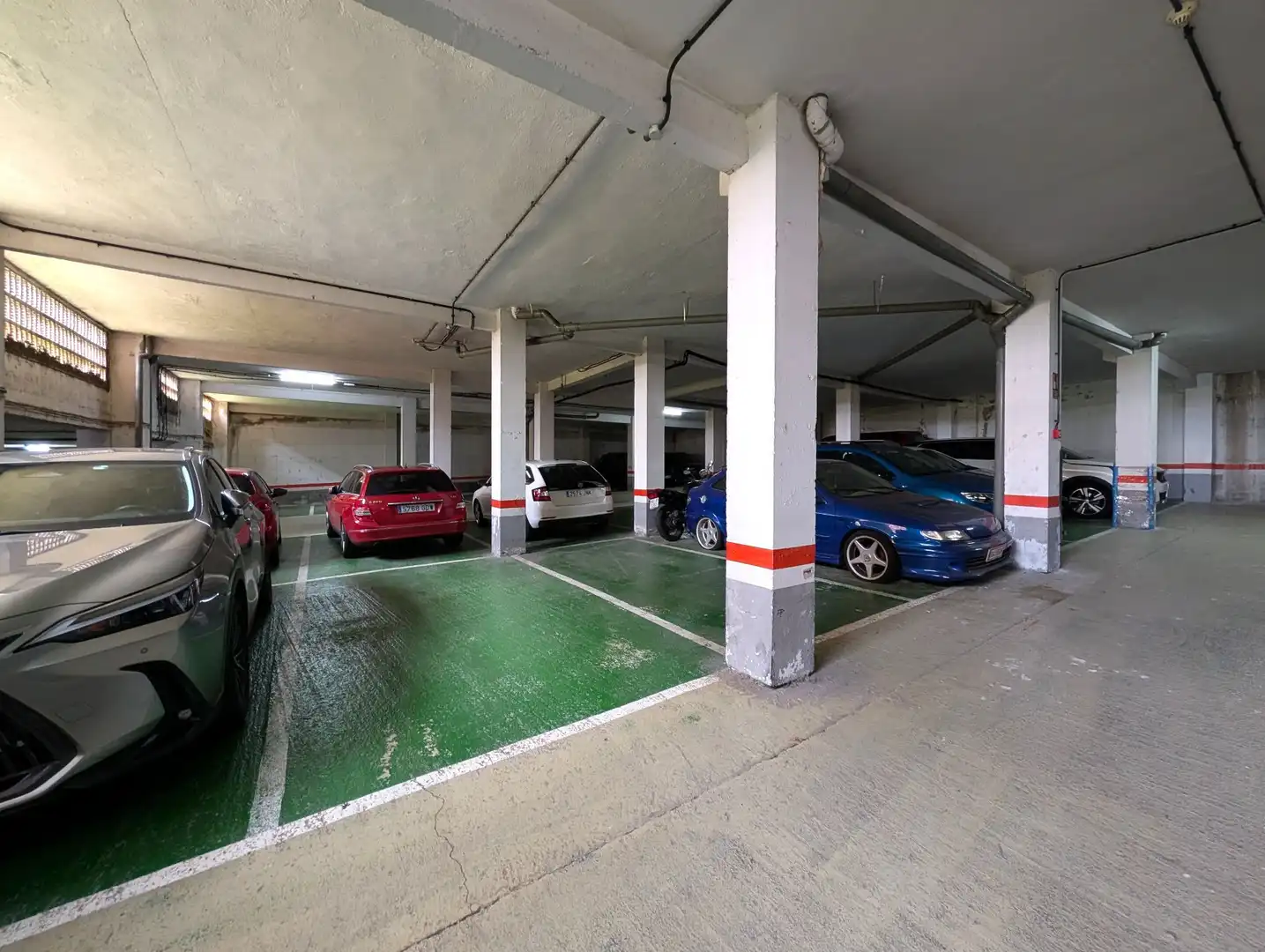 Parkplatz von Garage zur Miete in Lasarte-Oria