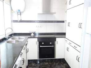 Kitchen of Flat for rent in Gijón   with Washing machine