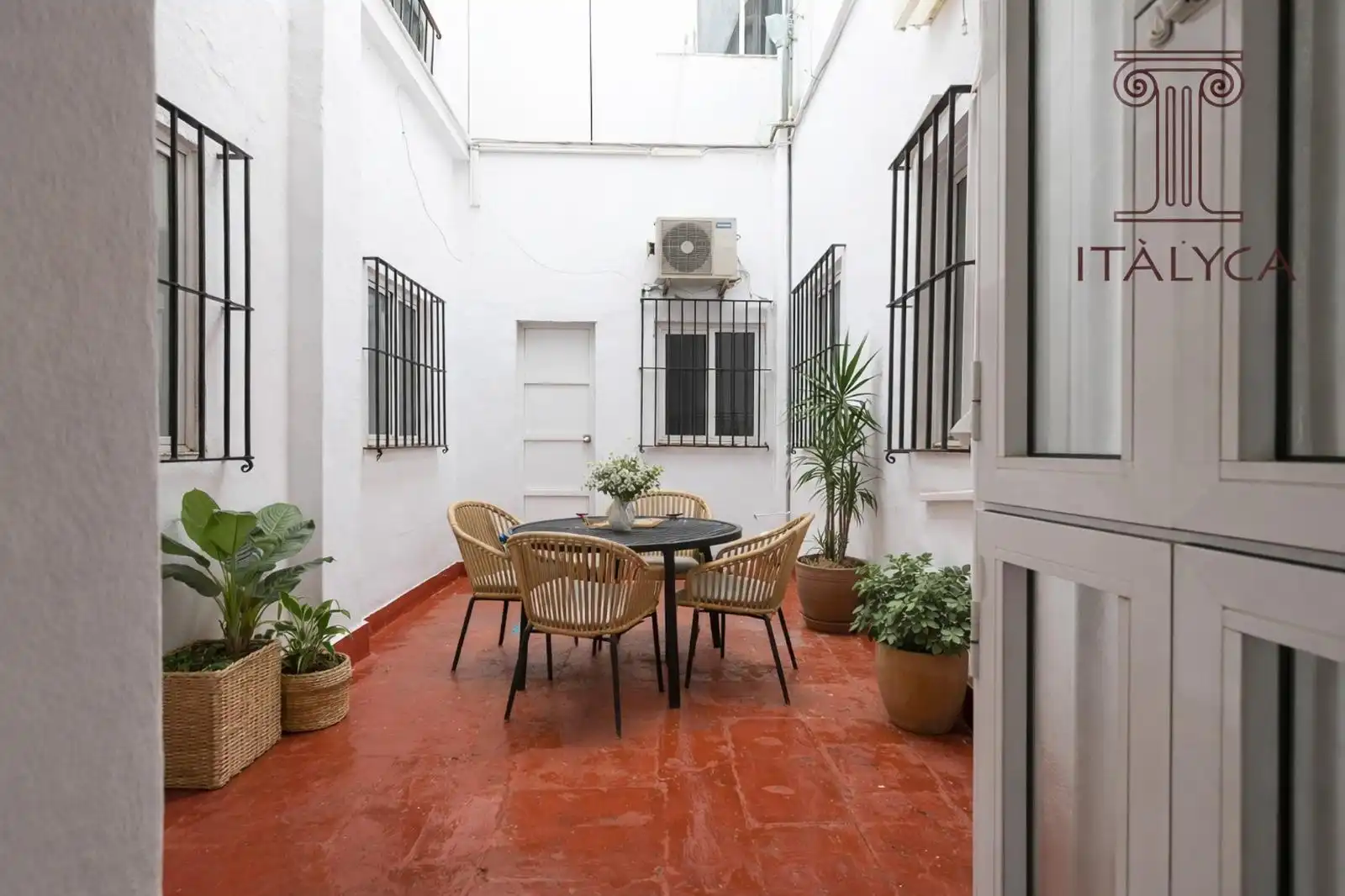 Terrace of Flat for sale in  Sevilla Capital  with Air Conditioner