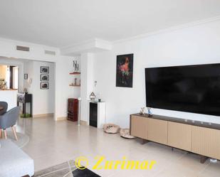 Living room of Apartment for sale in Roquetas de Mar  with Air Conditioner, Terrace and Swimming Pool