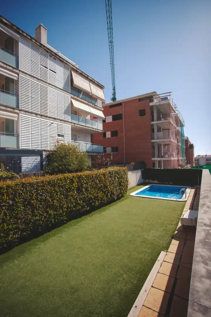 Piscina de Dúplex en venda en Tiana amb Aire condicionat, Calefacció i Parquet