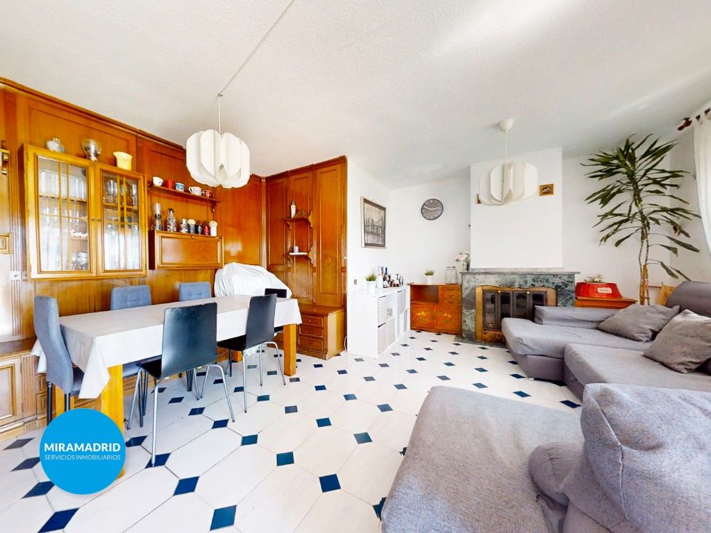 Comedor de Dúplex en venta en Paracuellos de Jarama con Aire acondicionado