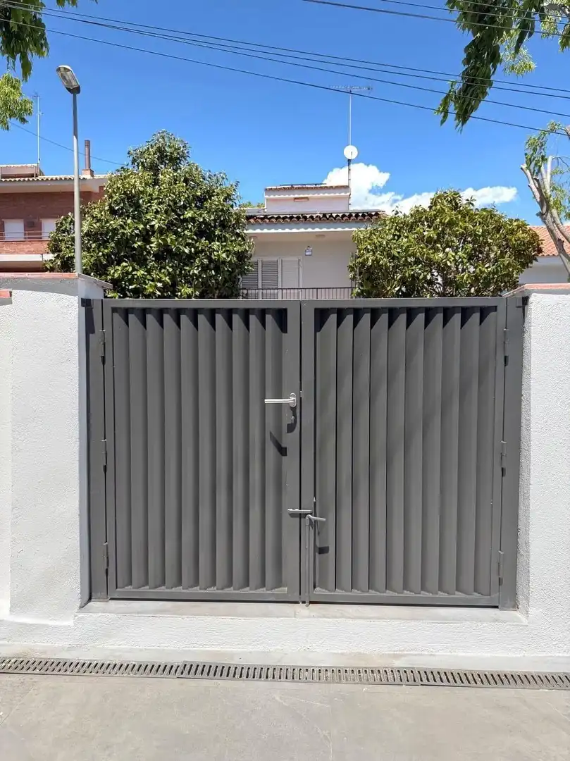 Exterior view of Houses for sale in El Masnou  with Heating, Parquet flooring and Terrace