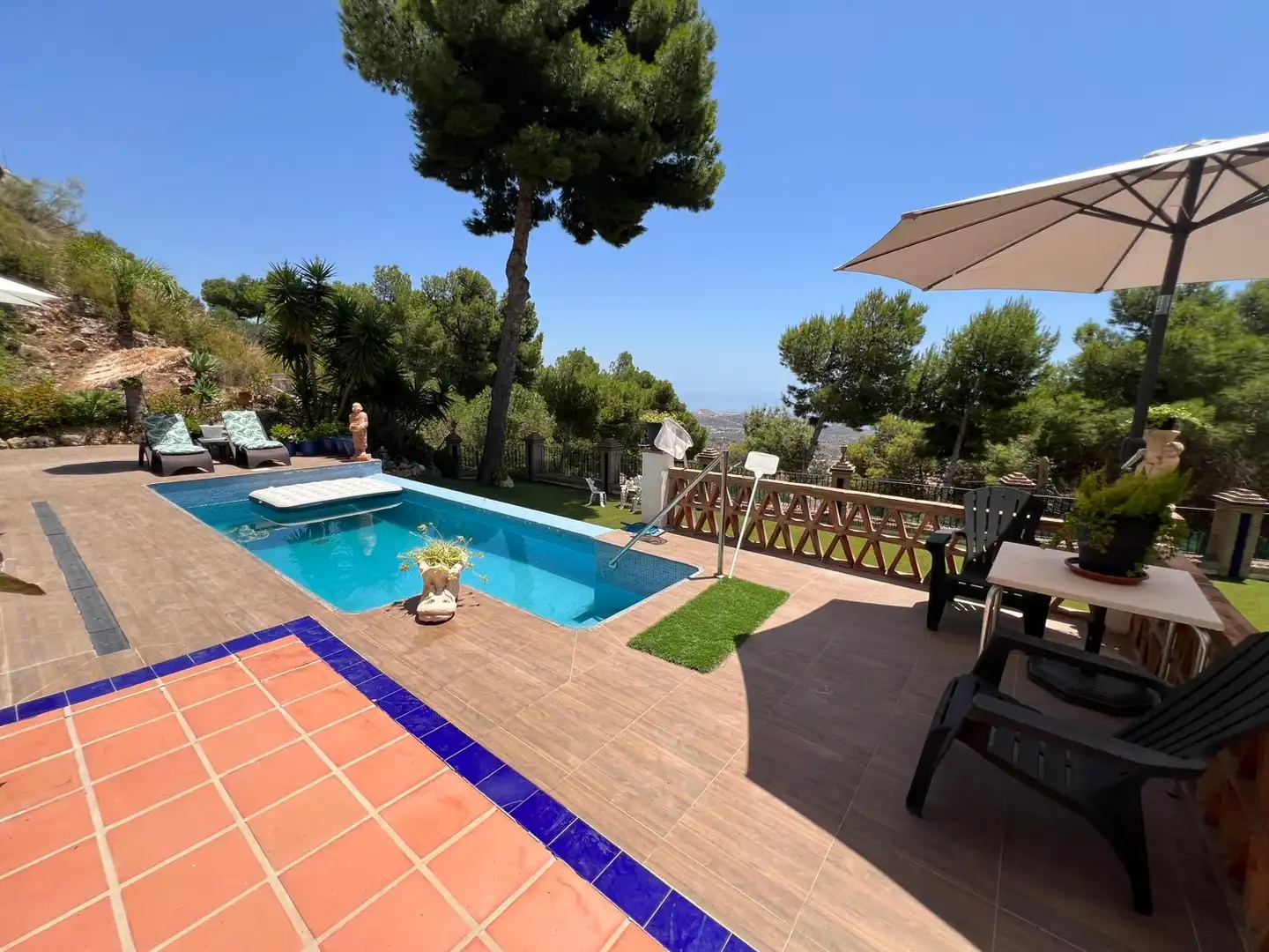 Swimming pool of Houses for sale in Málaga  with Air Conditioner, Heating and Private garden