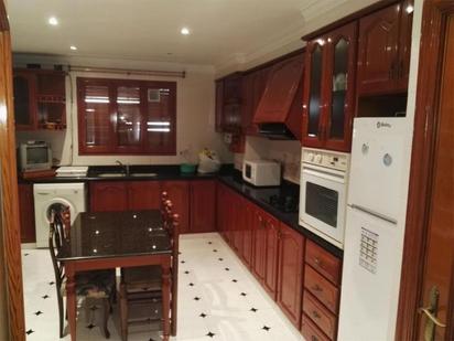 Kitchen of Flat for sale in Canals  with Air Conditioner, Terrace and Balcony