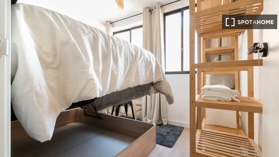 Room in El Carmel