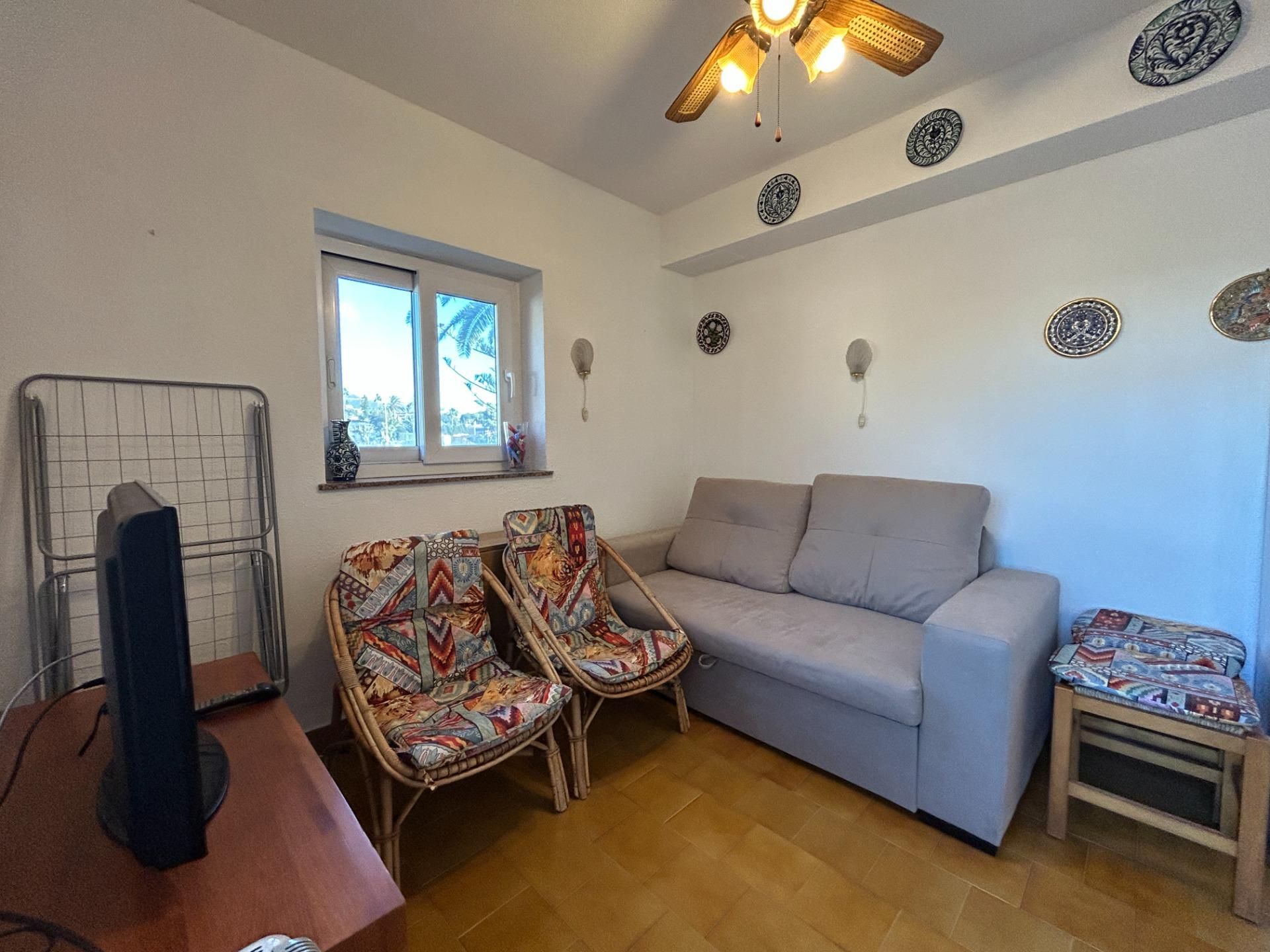 Living room of Apartment for sale in Estepona  with Air Conditioner, Terrace and Community pool