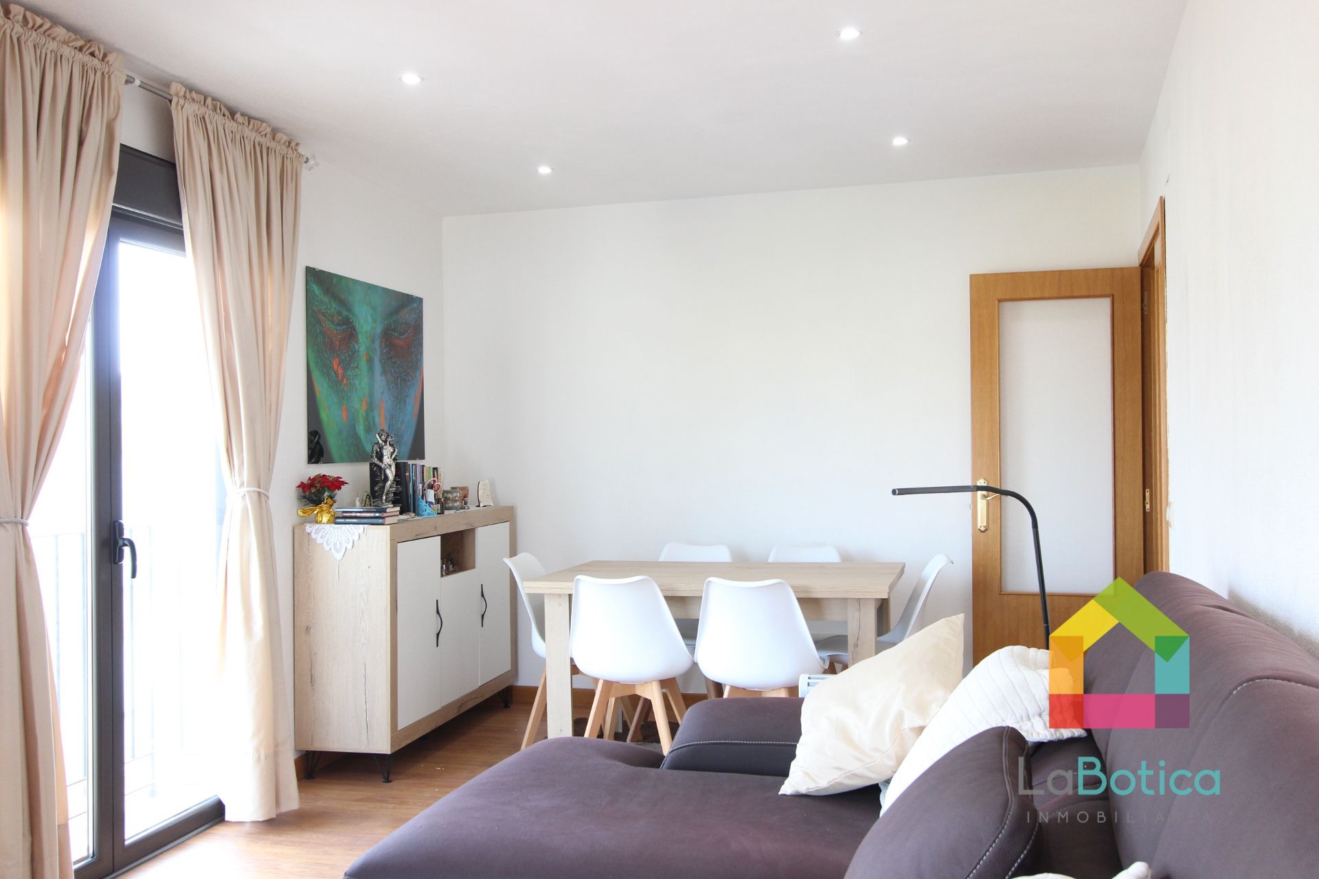 Sala de estar de Apartamento en venta en Fuensalida con Trastero y Amueblado