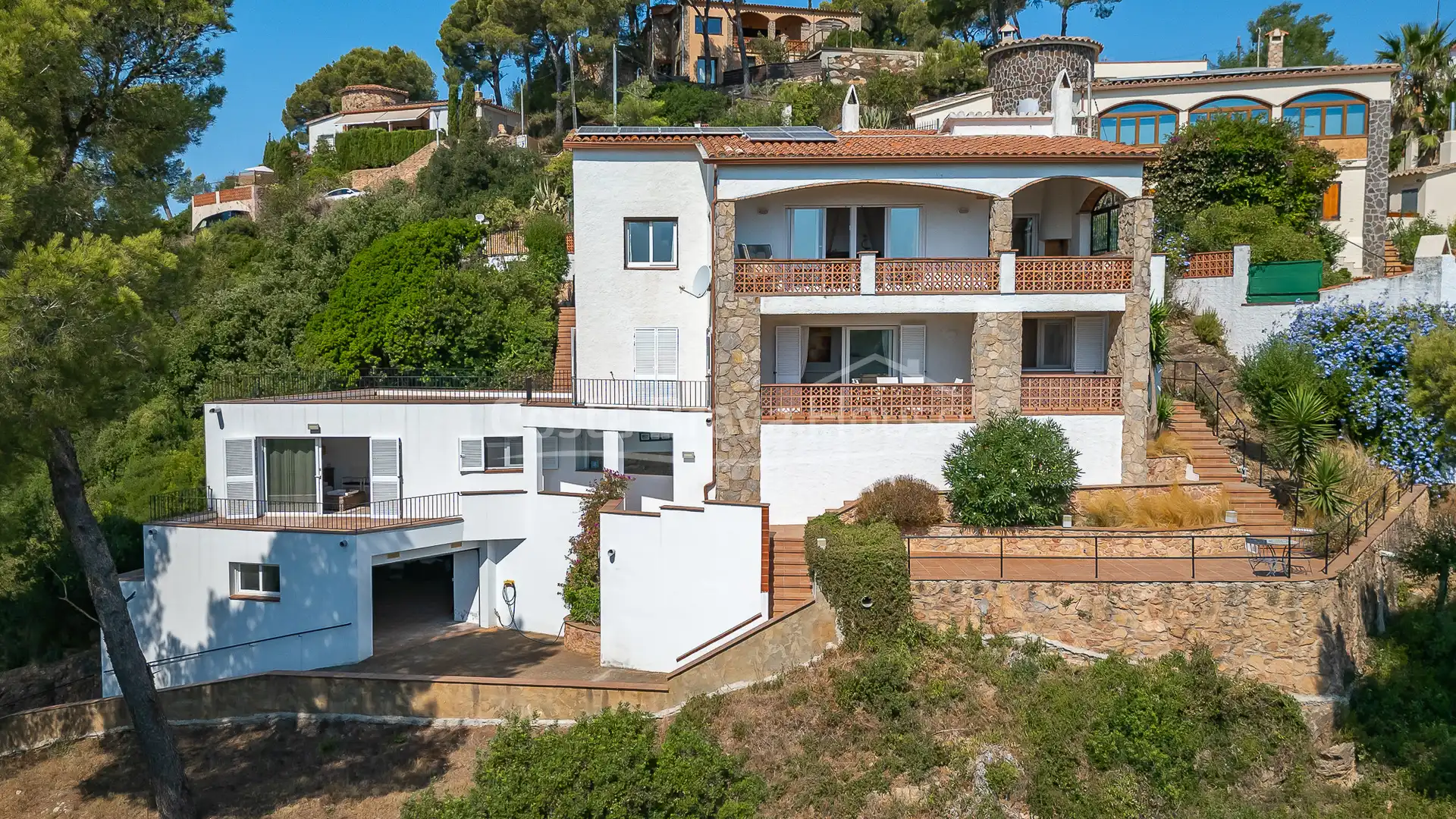 House with terrace for sale in Carrer de Varsòvia, imagen 2