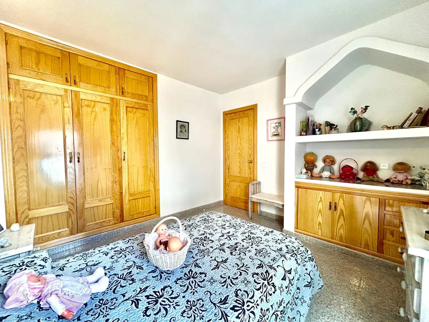 Habitación de Casa adosada en venta en Paterna del Río con Calefacción, Terraza y Trastero