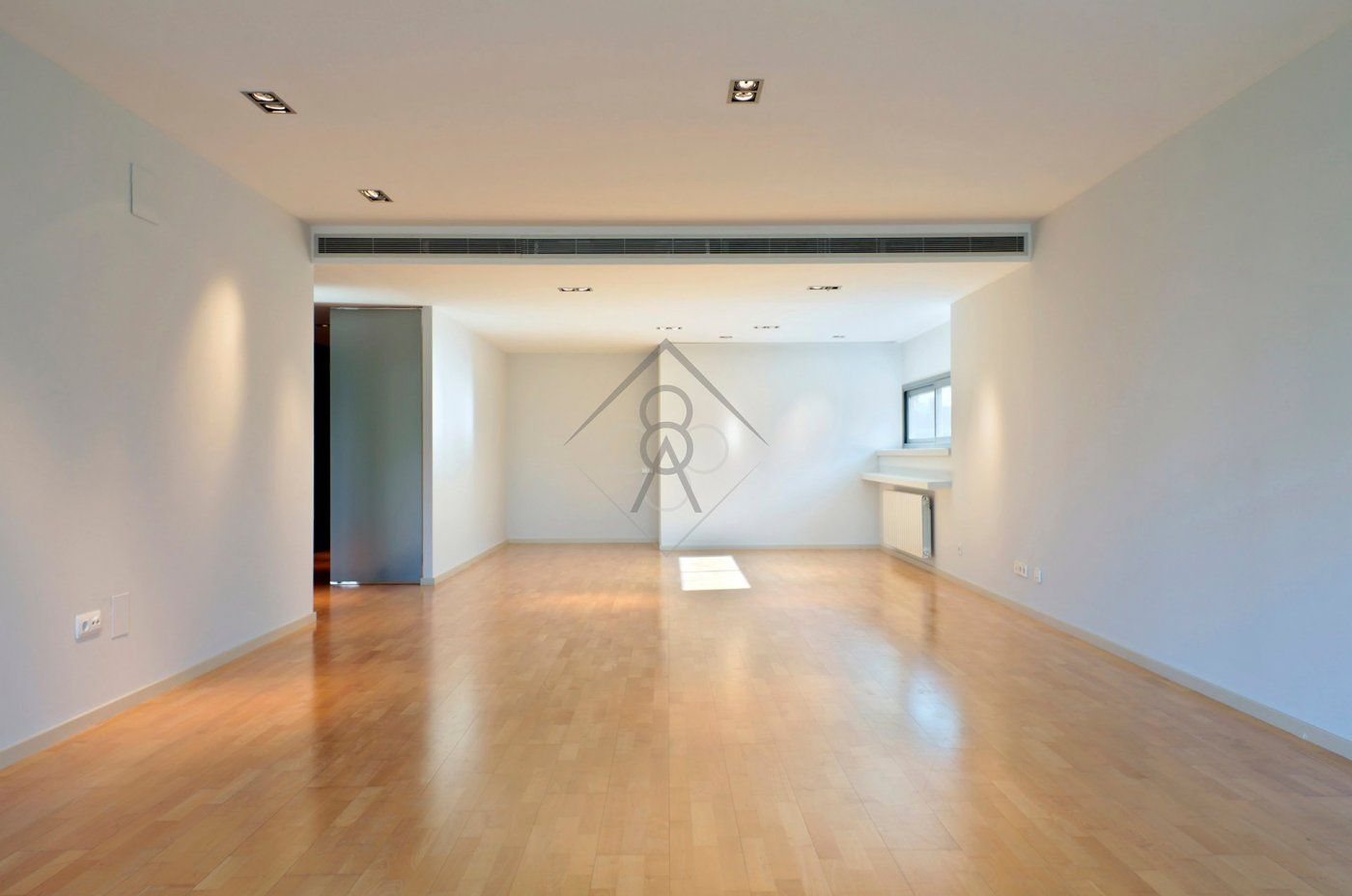 Piso de alquiler en  Barcelona Capital con Aire acondicionado, Calefacción y Parquet