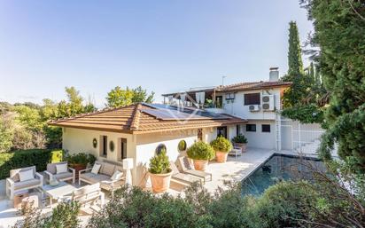 Jardí de Casa o xalet en venda en Ciudalcampo amb Aire condicionat, Jardí privat i Parquet