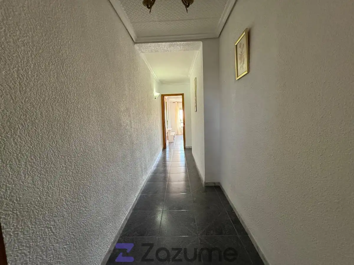 Piso de alquiler en Requena con Amueblado, Horno y Lavadora