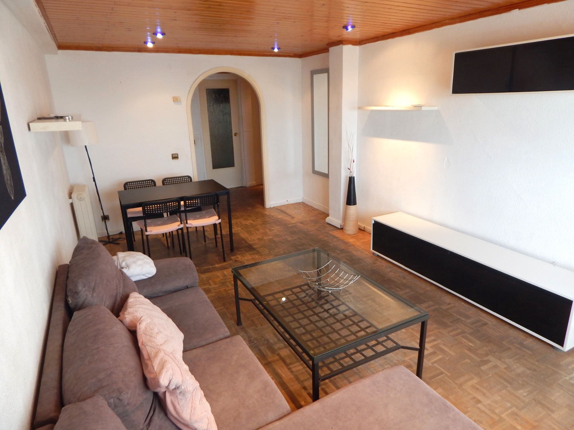 Living room of Flat for sale in  Madrid Capital  with Air Conditioner, Heating and Private garden