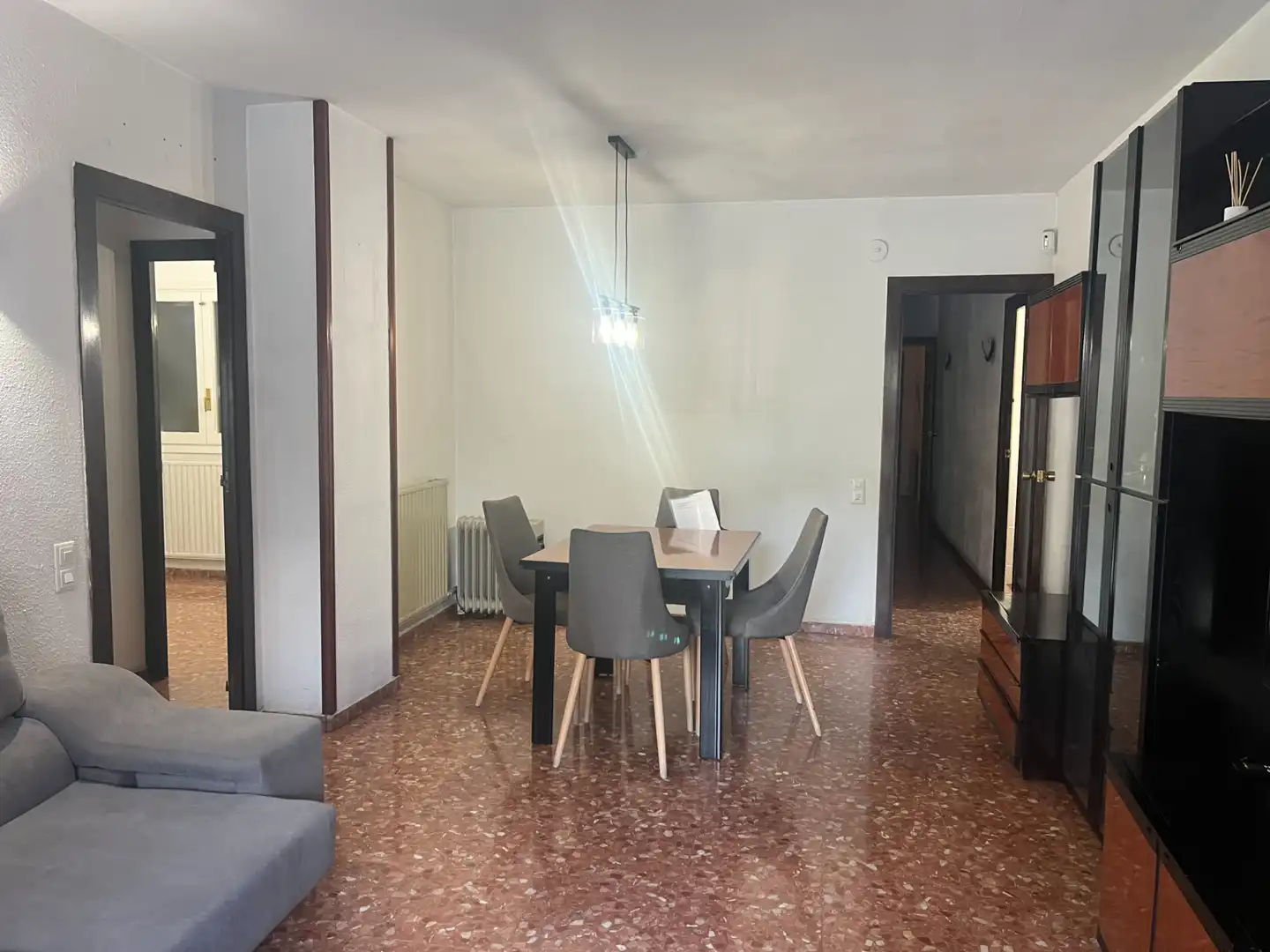 Comedor de Piso en venta en Barberà del Vallès con Aire acondicionado, Calefacción y Amueblado