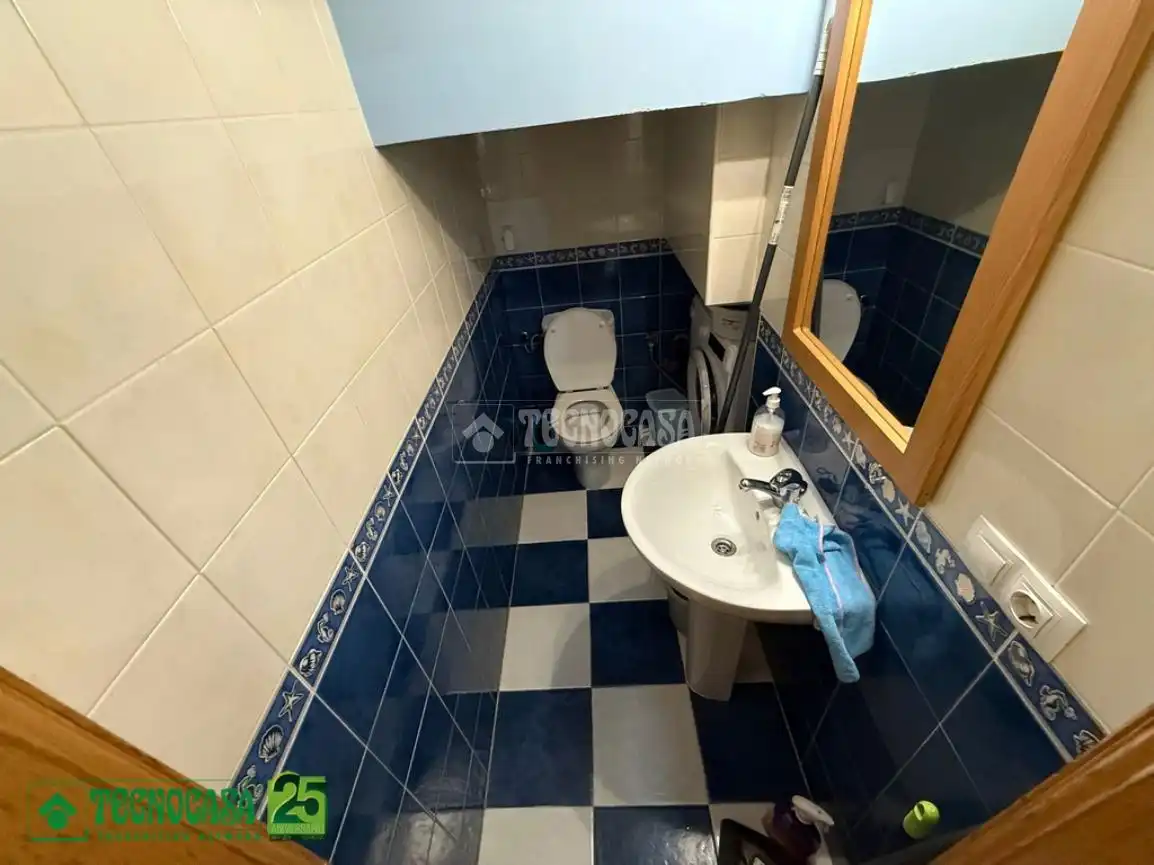 Bathroom of Flat for sale in Ciudad Real  with Air Conditioner