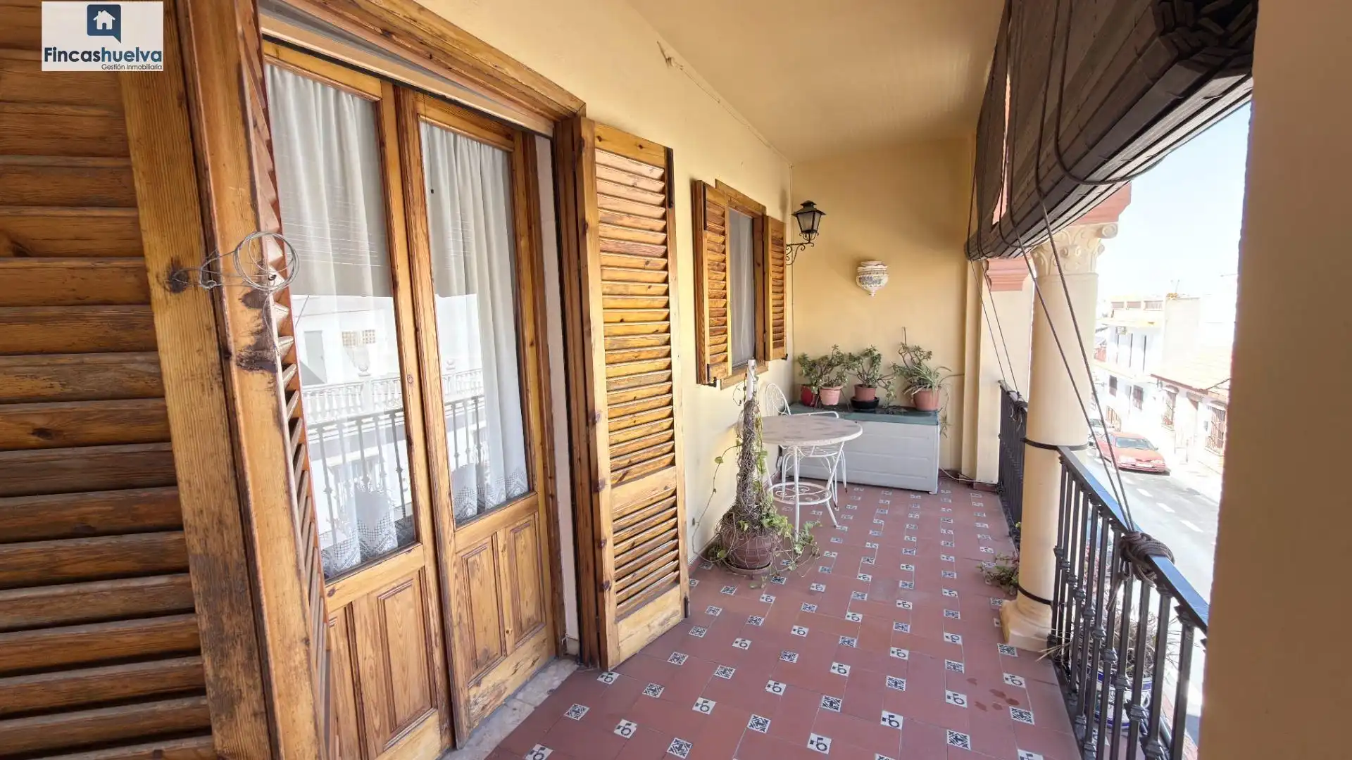Terrassa de Casa adosada en venda en Palos de la Frontera amb Terrassa, Moblat i Balcó