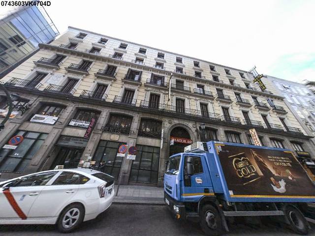 Piso en Venta en Calle de Ventura de la Vega, 2 en Cortes - Huertas