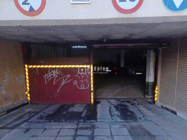 Garaje en Alquiler en EMILIO FERRARI en Pueblo Nuevo