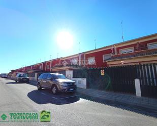 Exterior view of Single-family semi-detached for sale in Ocaña  with Air Conditioner, Heating and Terrace