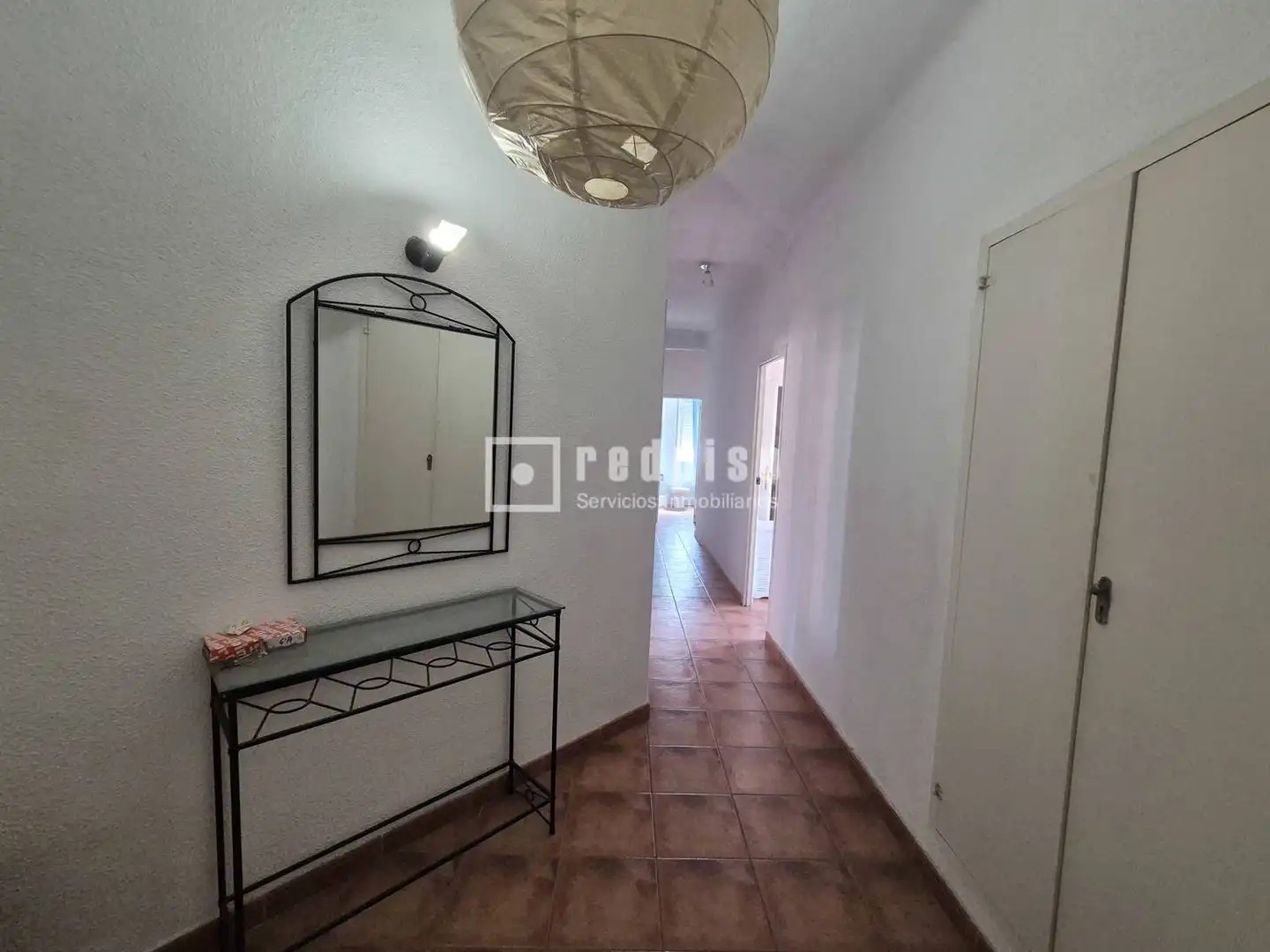 Wohnung zum Verkauf in Sevilla mit Klimaanlage, Terrasse und Möbliert