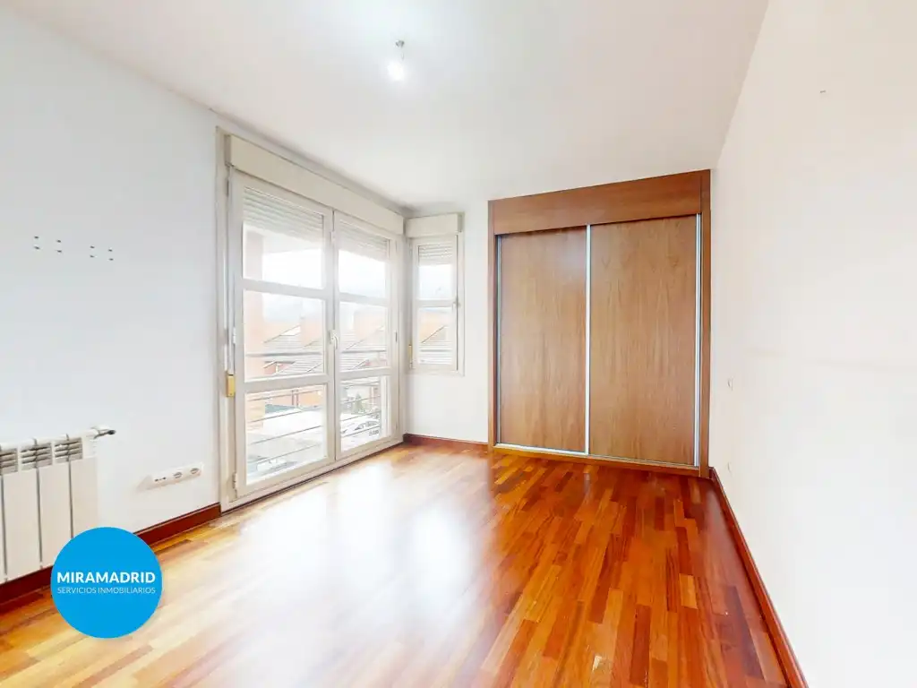 Habitación de Casa o chalet en venta en Paracuellos de Jarama con Piscina