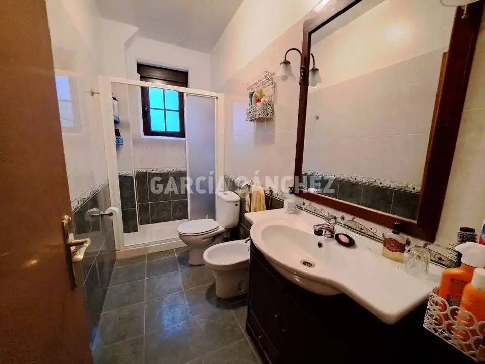 Bany de Casa o xalet en venda en Boiro amb Jardí privat i Traster