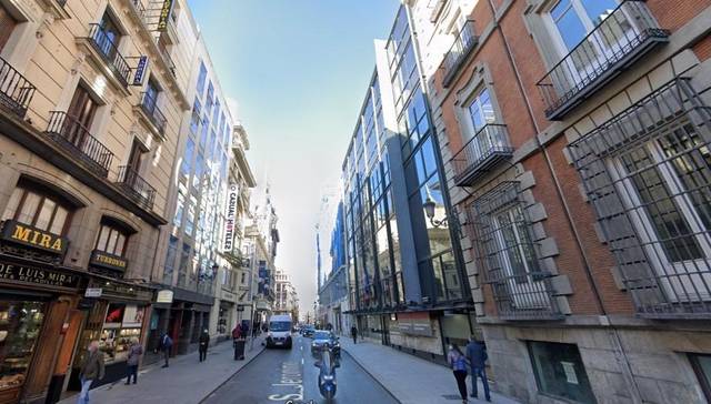 Local comercial en Venta en Sol