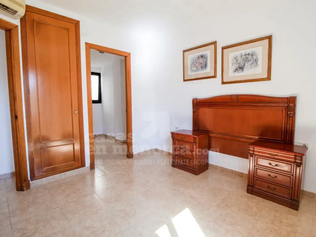 Bedroom of Flat for sale in Es Castell  with Air Conditioner and Terrace