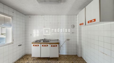 REDPISO ONDARRETA vende piso con 3 dormitorios, terraza y para reformar, en séptima planta junto a Metro Puerta del Sur, Línea 10., immagine 2