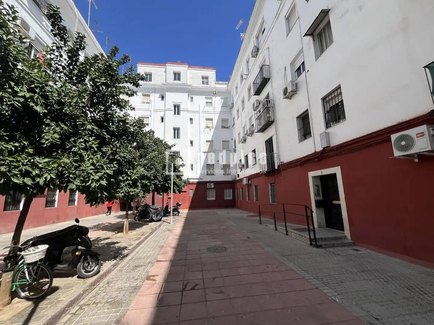 Exterior view of Flat for sale in Sevilla