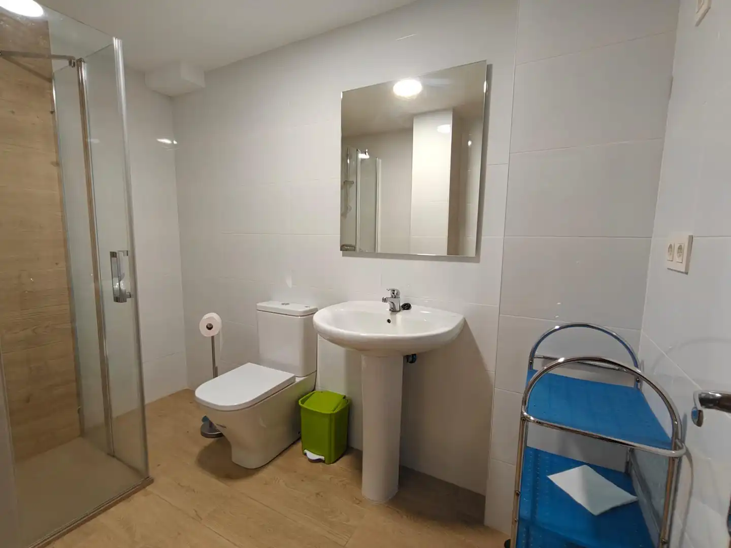 Badezimmer von Wohnung zur untervermieten in Granada mit Möbliert und Balkon