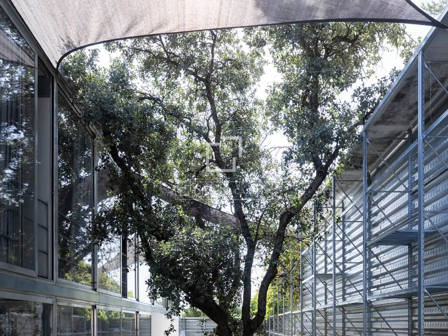 Vista exterior de Casa o xalet de lloguer en Las Rozas de Madrid amb Aire condicionat, Calefacció i Jardí privat