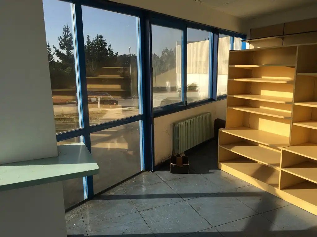 Industriegebäude zur Miete in Rúa dos Carpinteiros-Ceao 154, imagen 13