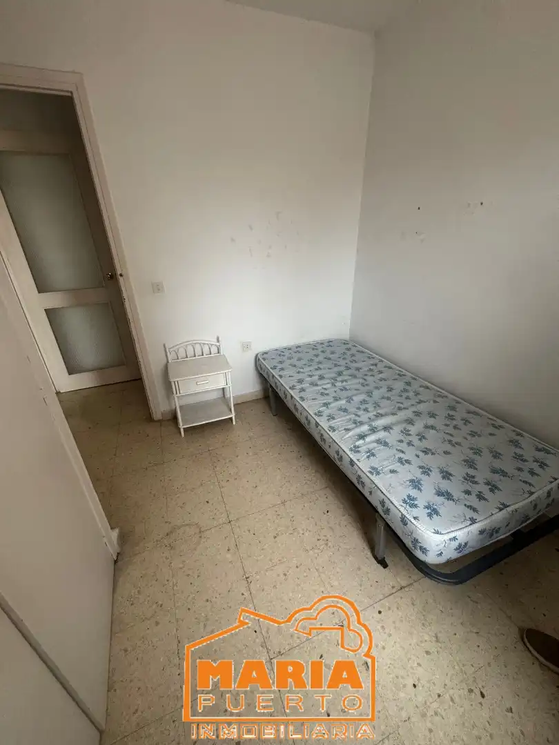 Dormitori de Pis en venda en Málaga amb Terrassa