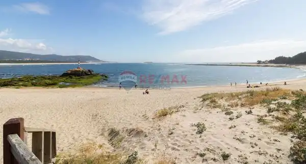 Casa o xalet en venda en A Guarda   amb Calefacció, Jardí privat i Parquet