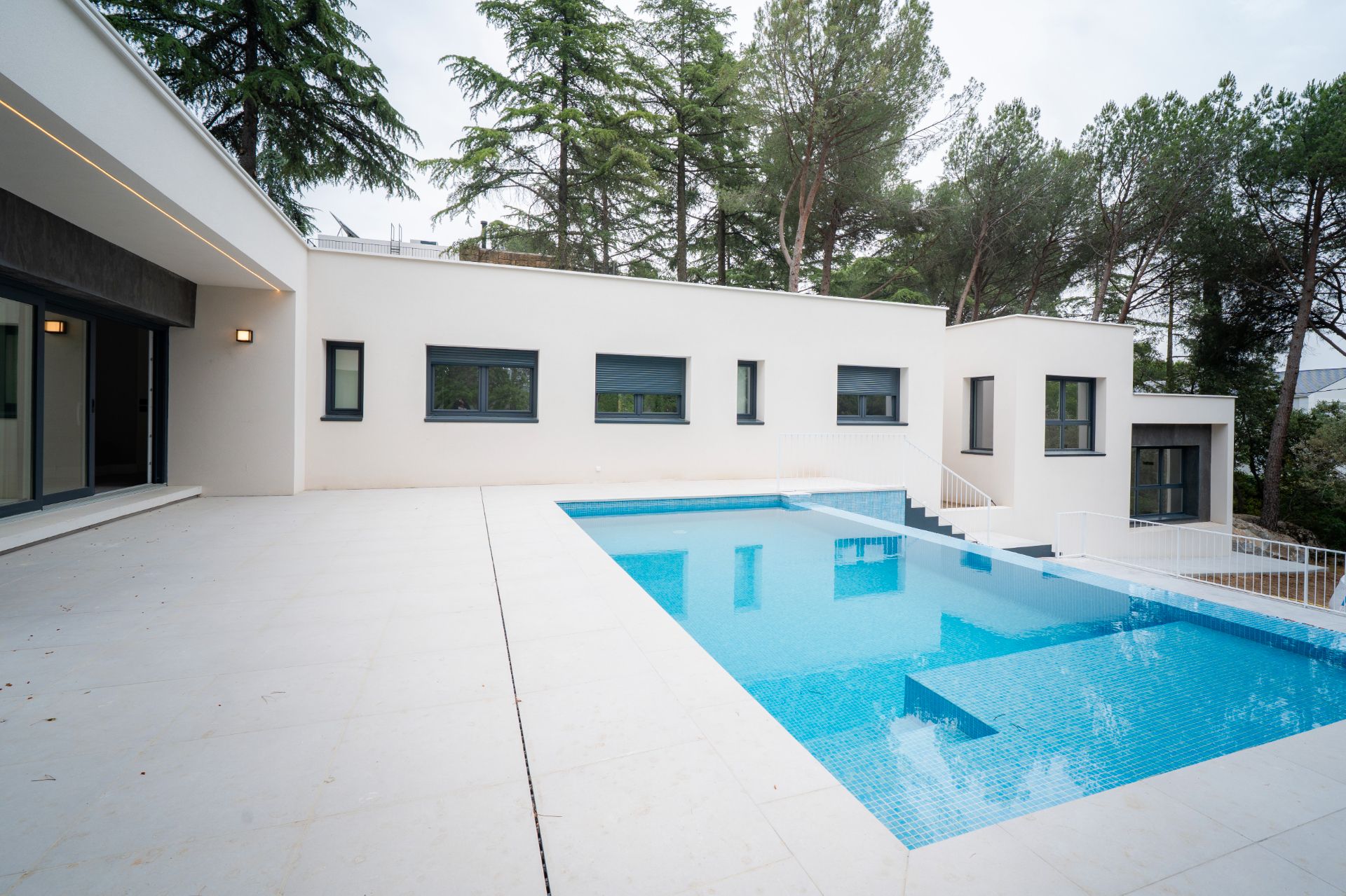 Piscina de Casa o xalet en venda en Torrelodones amb Aire condicionat, Calefacció i Jardí privat