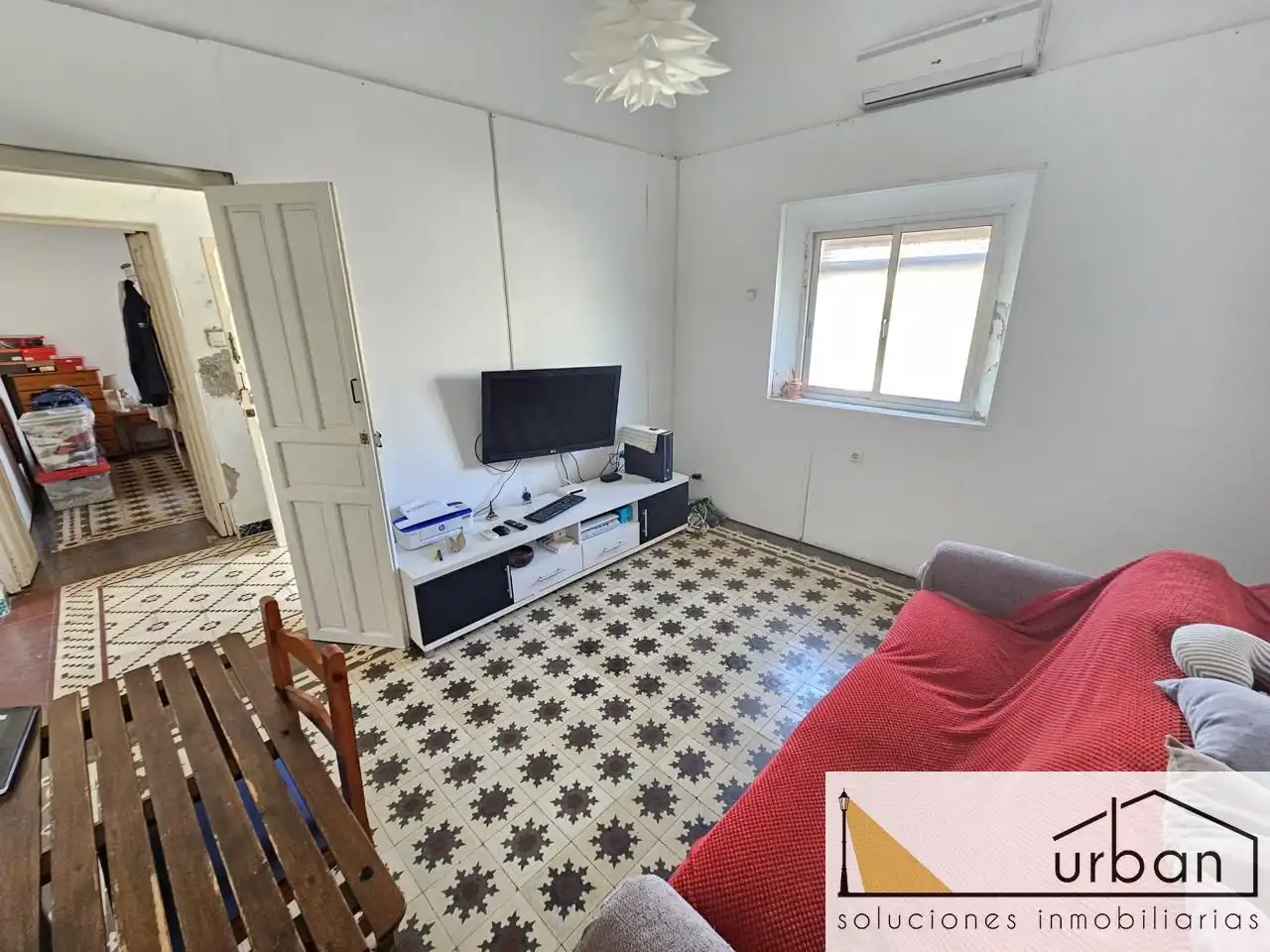 Sala de estar de Casa o chalet en venta en Chipiona con Aire acondicionado, Jardín privado y Trastero