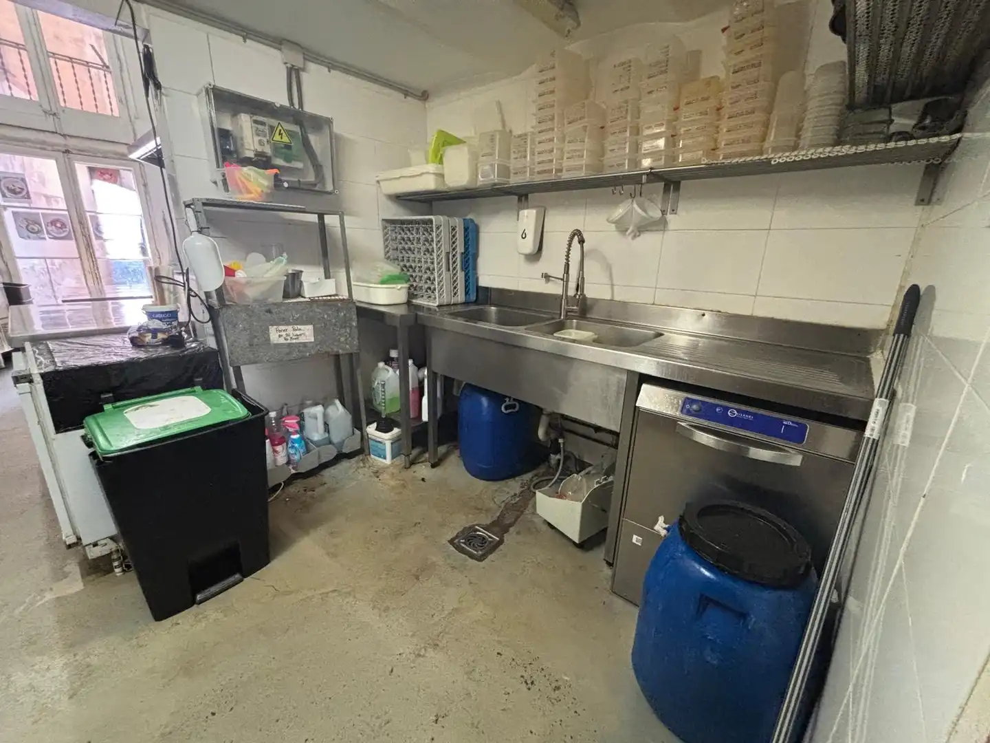 Business premises for transfer in Eixample, imagen 28